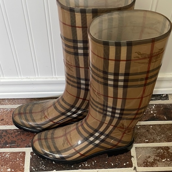 Plaid Rain Boots - Picture 1 of 2